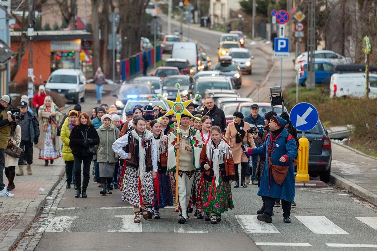 Grudnia W Krakowie Ruszy Poch D Kol Dniczy Z Teatrem Z Oty R G