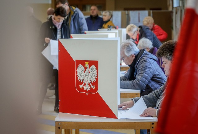 W Bydgoszczy działa 207 obwodowych komisji wyborczych.