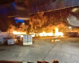 Ogromny pożar stolarni w Gnieźnie. Na miejscu 20 zastępów straży 