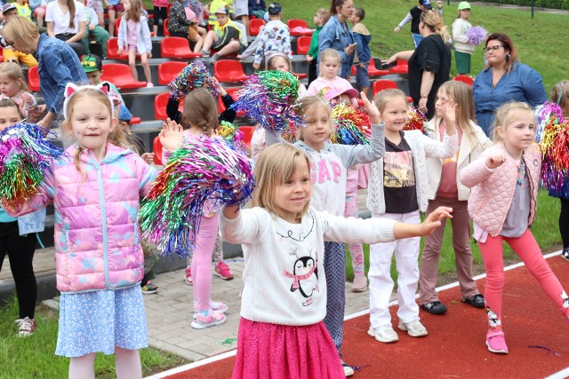 Dzieci z Przedszkola Słoneczna Gromada w Śremie świętowały Dzień Dziecka na sportowo