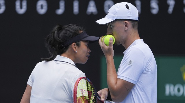 Polak i Tajwanka odpadli w półfinale gry mieszanej na kortach Rolanda Garrosa.