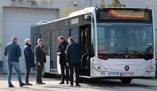 Autobus Marcedes Benz Citaro Hybrid, w Grudziądzu będzie testowany do 3 kwietnia 