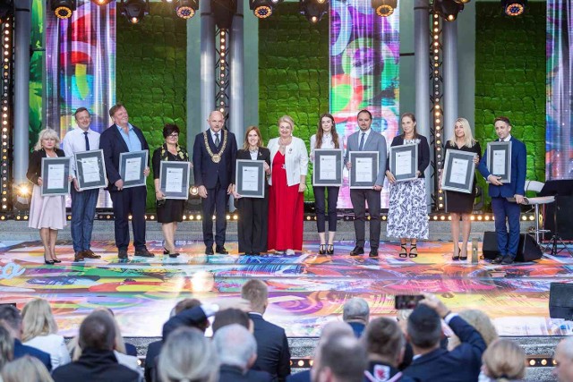W Toruniu odbyła się Gala Nagród Marszałka Województwa Kujawsko-Pomorskiego. Wśród wyróżnionych nie brakowało przedstawicieli powiatów inowrocławskiego i mogileńskiego
