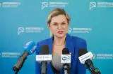 Od 1 września zakaz używania telefonów w szkołach. Nowacka podaje szczegóły
