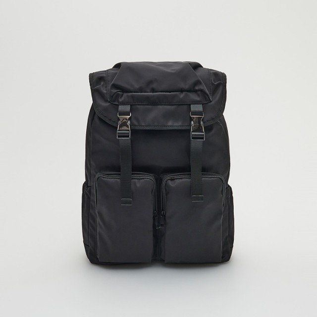 Reserved - Pojemny plecak z kieszeniami - Czarny