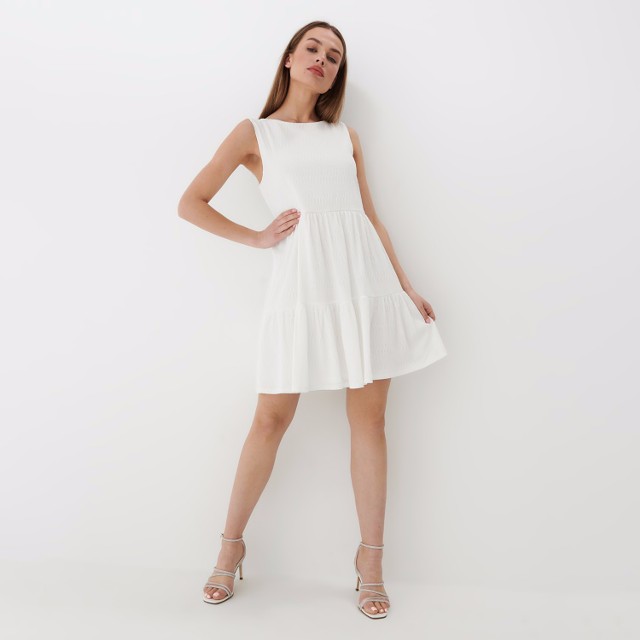 Mohito - Sukienka mini o swobodnym kroju - Biały