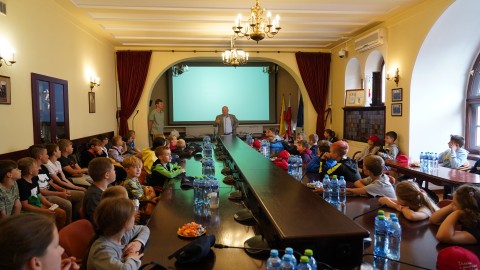 Dzieci odwiedziły Starostwo Powiatowe w Szamotułach