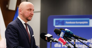 Podlaskie chce, by UE uznała pas na Krywlanach za lotnisko regionalne. I dała kasę