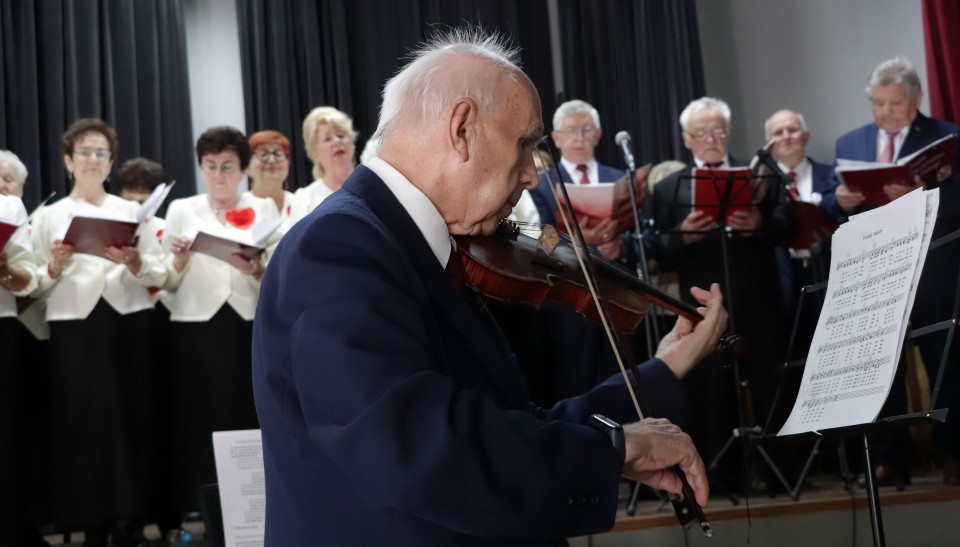 Koncert emerytowanych nauczycieli Kaganek w Grudziądzu w...