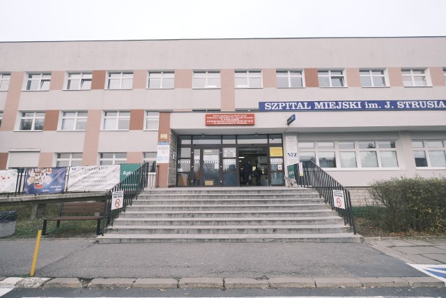 Przedstawiciele szpitala im. Strusia w Poznaniu potwierdzają, że w weekend doszło do awarii wind.