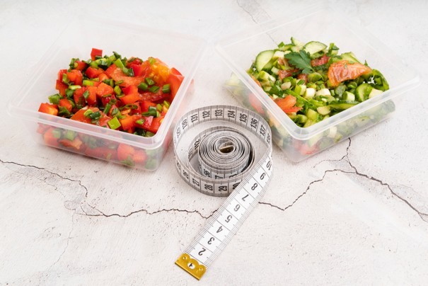 jedzenie pudełkowe z diety na nadciśnienie od fit cateringu z Poznania zawierające źródła antyoksydantów w diecie