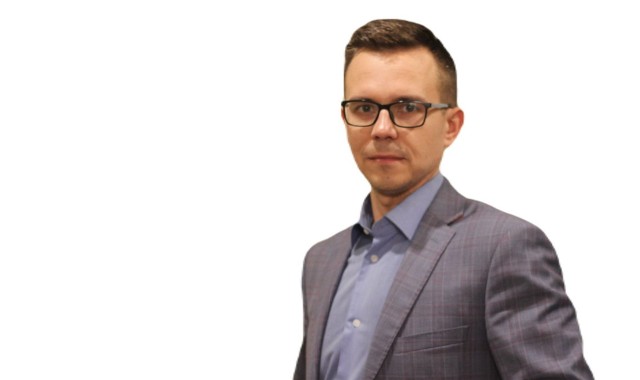 Mateusz Rutkowski, wygrał wybory i został nowym wójtem gminy Dębowa Łąka