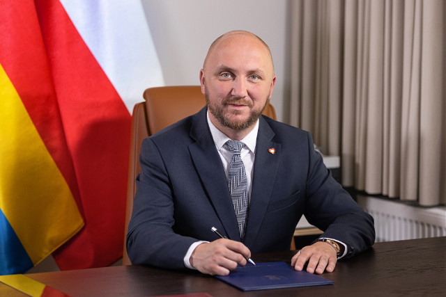#zostaję w Białymstoku #zostaję w Podlaskiem. - Bardzo się cieszę, że właśnie tu jest moje miejsce na Ziemi - mówi marszałek Łukasz Prokorym
