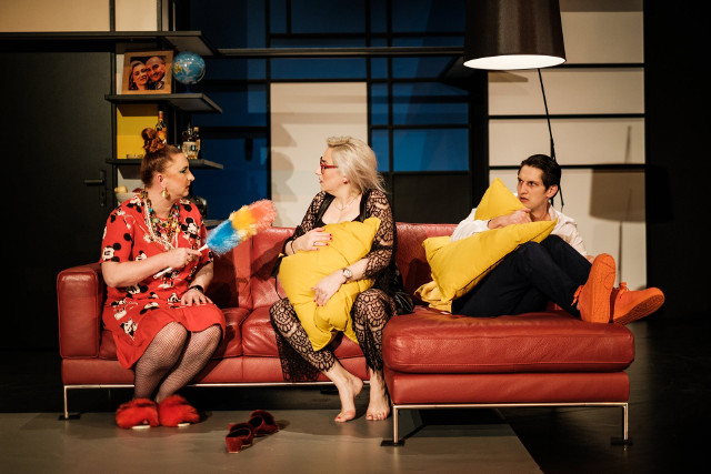Marzec w Teatrze Dramatycznym im. Aleksandra Węgierki w Białymstoku – premiera, komedie i wyjątkowy Dzień Kobiet