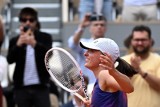 Iga Świątek pokonała Marketę Vondrousovą w ćwierćfinale wielkoszlemowego turnieju French Open