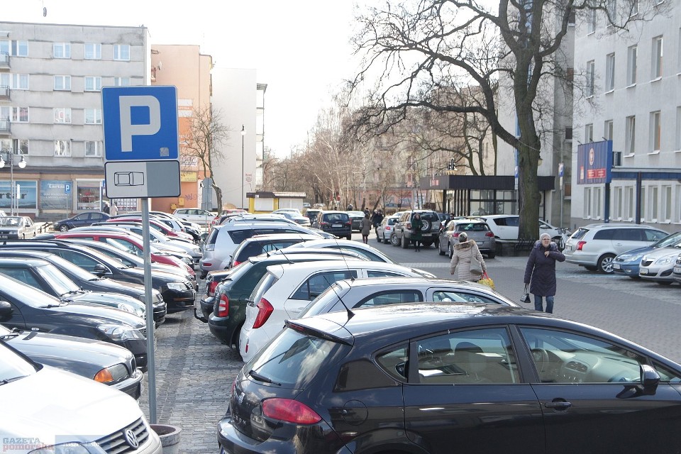 Strefa Płatnego Parkowania we Włocławku obowiązuje - w...