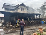 Pożar domu w Grupie - w powiecie świeckim. Mieszkańcy stracili dach nad głową
