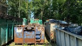Nielegalne składowisko odpadów w Bydgoszczy! Nawet 10 lat więzienia grozi za to przestępstwo. Zdjęcia