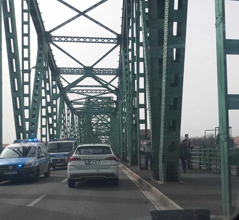 Incydent na moście we Włocławku