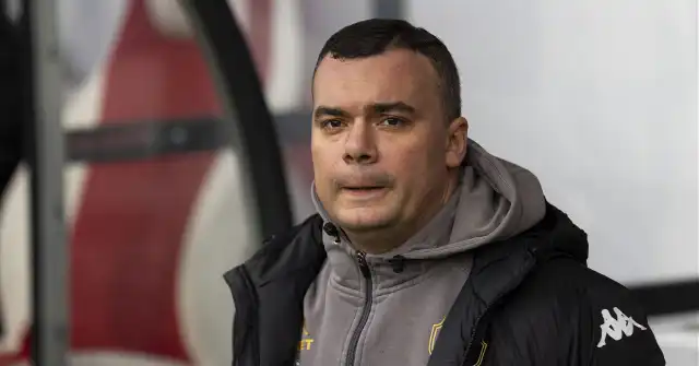 Adrian Siemieniec przed meczem z Pogonią: Kontrola emocji będzie kluczowa
