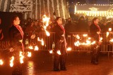 Trwa Jarmark Bożonarodzeniowy w Katowicach. Ogniste show na rynku