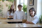 Egzamin ósmoklasisty 2024 w Koninie. Uczniowie przystąpili do pisania sprawdzianu z języka polskiego. Byliśmy w SP 9 