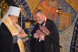 Ksiądz mitrat Michał Niegierewicz otrzymał order