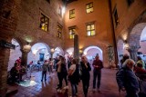 Nie spać, zwiedzać! Noc Muzeów 2024 w Poznaniu coraz bliżej. Swoje drzwi otworzą nie tylko placówki kulturalne. Sprawdź program