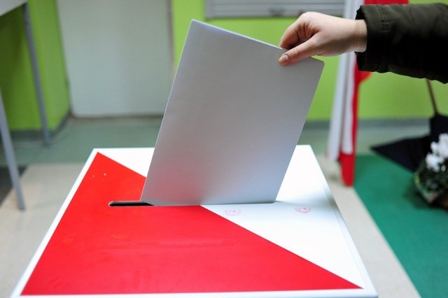 W wyborach na burmistrza Kcyni wystartowało aż ośmioro kandydatów.