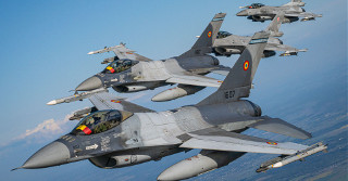 Rumunia kupiła od Holandii 18 samolotów F-16 za jedno euro, będą do szkolenia pilotów