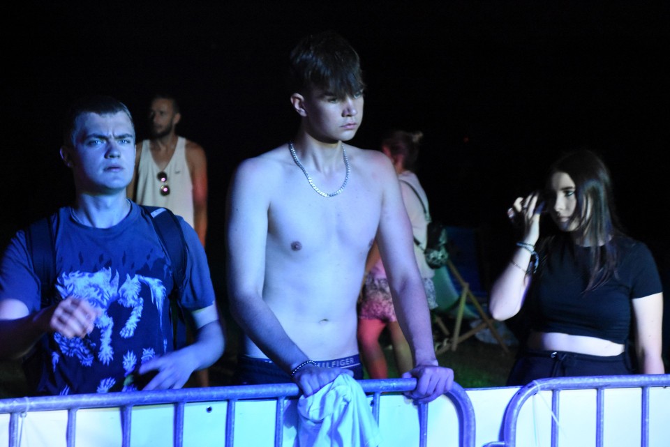 Sobotnia noc na plaży w Dolsku należała do fanów muzyki...