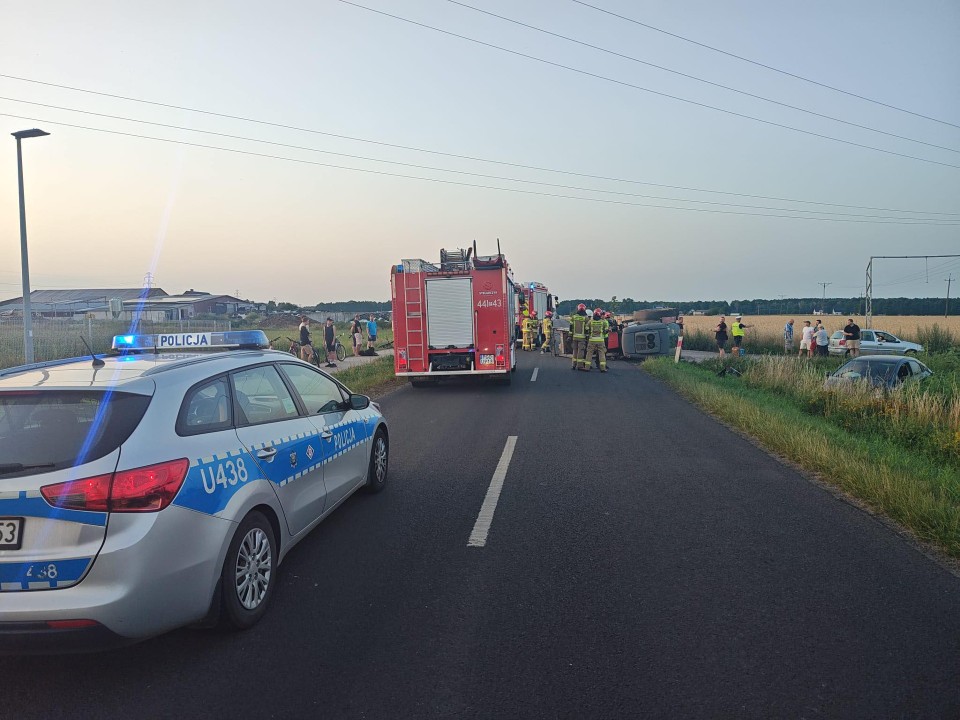 Zderzenie w Kurowie. Samochód osobowy uderzył w ciągnik rolniczy