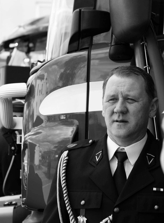 Nie żyje starszy ogniomistrz Marcin Wilkowski, zawodowy strażak z JRG nr 15 w Warszawie oraz ochotnik z OSP Dąbrówka