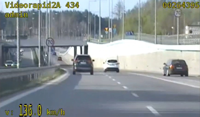 Pomylił miasto z autostradą i stracił prawo jazdy