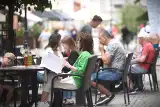 3000 zł więcej dla każdego. Zarobki Polaków znów w górę