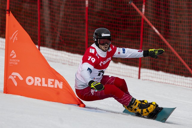 Oskar Kwiatkowski awansował w sobotę do najlepszej "16" slalomu giganta równoległego w Krynicy 