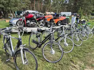 Pierwszy dzień wrześniowego jarmarku staroci w Kiermusach