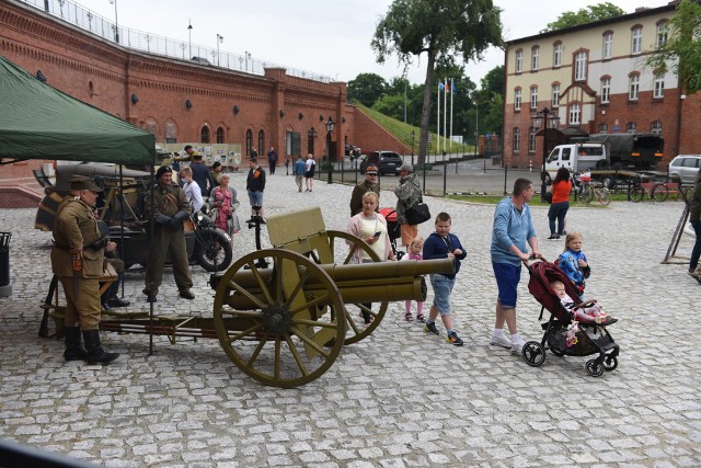 Zobaczcie archiwalne zdjęcia z Twierdzy Toruń  