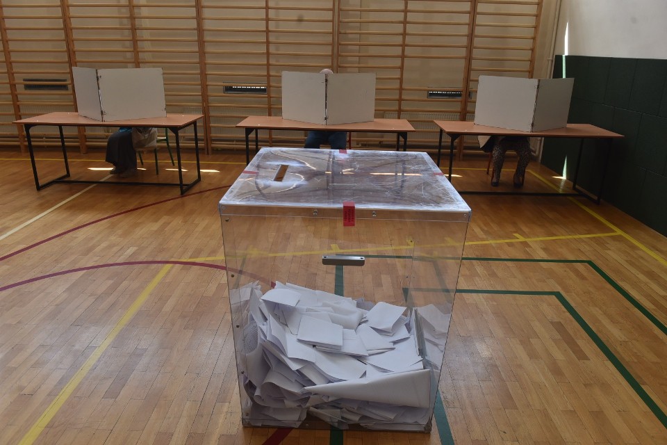 Tak głosuje Toruń w wyborach do Parlamentu Europejskiego. Zobaczcie zdjęcia z popołudniowego głosowania!