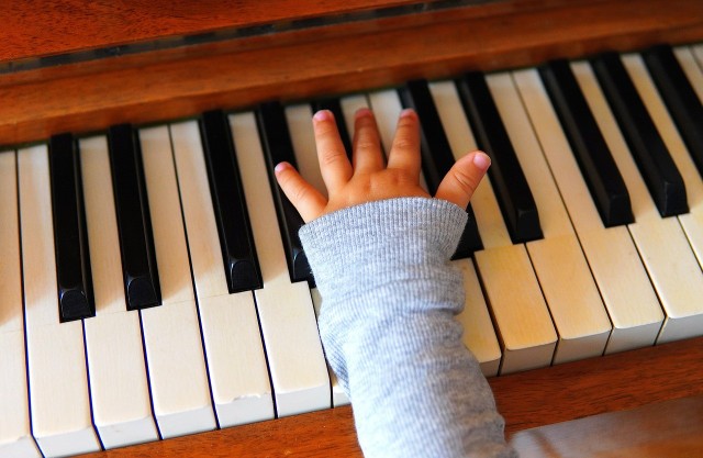 Pianino przygniotło 6-latkę