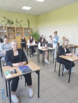 Matura 2024 w Liceum Ogólnokształcące im. Romualda Traugutta w Lipnie. Zdjęcia