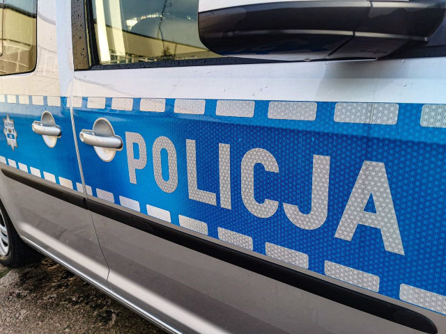 15-letni bandyta kopnął w twarz mężczyznę, a dziecku podpalił ubranie