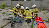 Kalisz: Blisko setka strażaków ćwiczyła ratowanie ofiar wypadku masowego. ZDJĘCIA