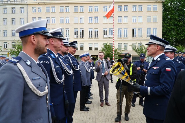 Na Placu Wolności w Poznaniu odbył się finał ogólnopolskiego konkursu "Policjant Ruchu Drogowego"