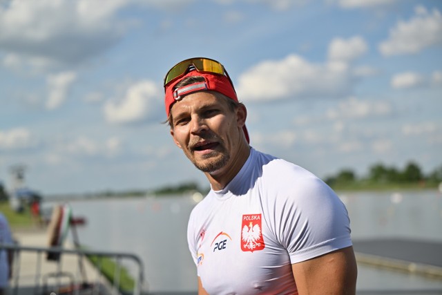 Oleksii Koliadych zdobył złoty medal w konkurencji C1 200 m.