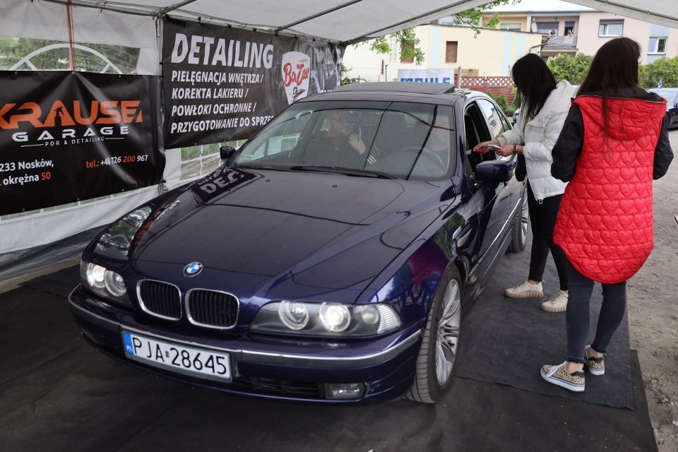 Rekordowy zlot BMW w Dobrzycy. Trwa dwudniowe święto fanów...