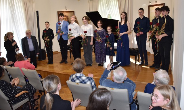 W sobotę 11 maja w Ośrodku Chopinowskim w Szafarni wystąpili uczniowie Szkoły Muzycznej w Grudziądzu