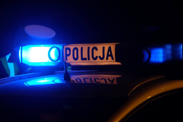 Pracownik w akcie zemsty zniszczył firmowego busa swojego szefa