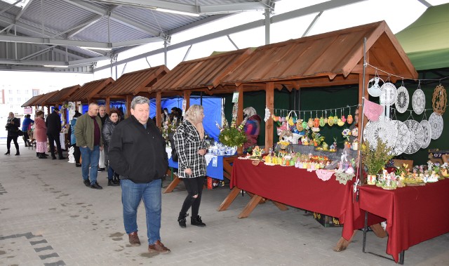 W sobotę i niedzielę 23-24 marca na targowisku miejskim przy ulicy Sokołowskiej w Golubiu-Dobrzyniu organizowany jest świąteczny jarmark