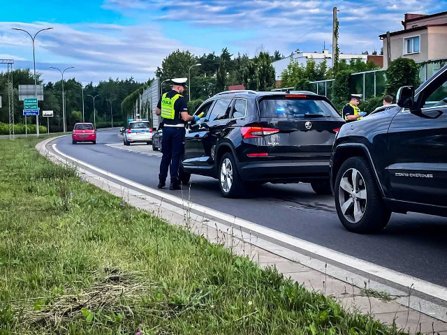 Akcja "Trzeźwy poranek". Policja skontrolowała 2000 kierowców na drogach Białegostoku i powiatu. Rekordzista miał ponad 2 promile